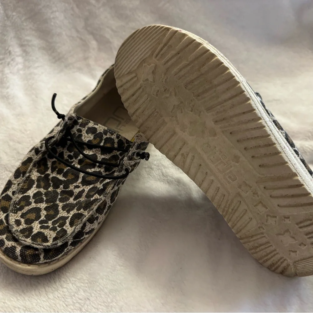 Hey Dude Kids Leopard Print Moccasins with Pink Heel